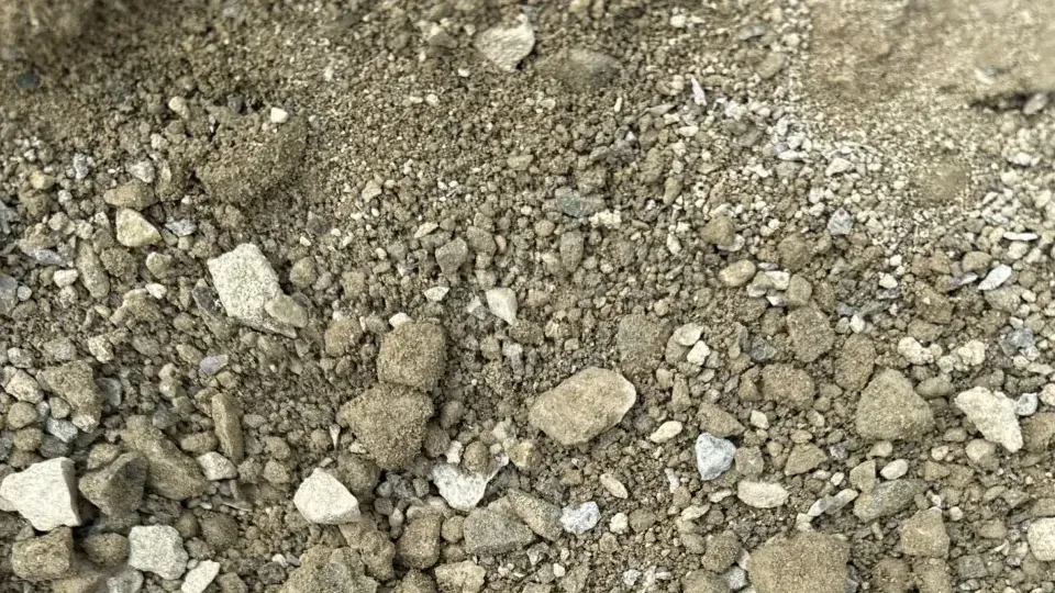 DGB 20: graded crushed rock roadbase