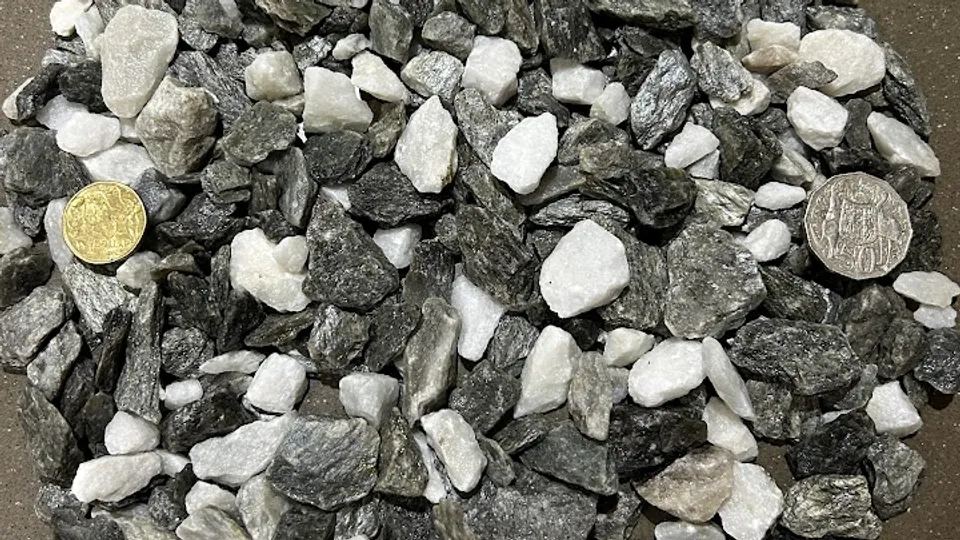 20mm Salt and Pepper: mixed grey and white stones